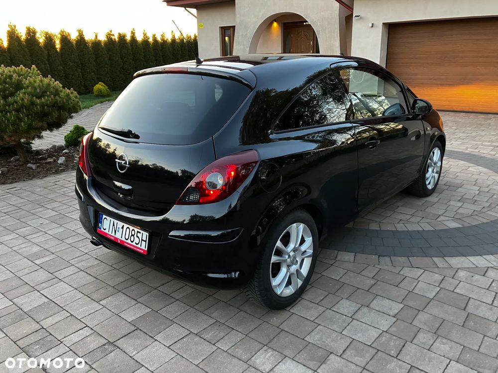 Opel Corsa 1.4 16V Sport - 5