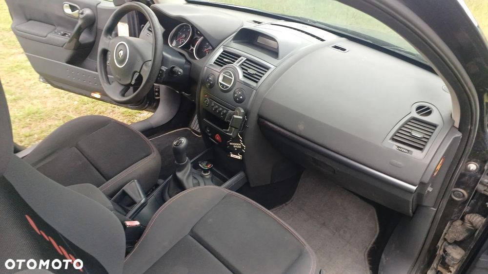 Renault Megane 1.5 dCi Avantage - 6