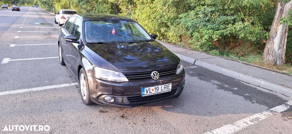 Volkswagen Jetta - 6
