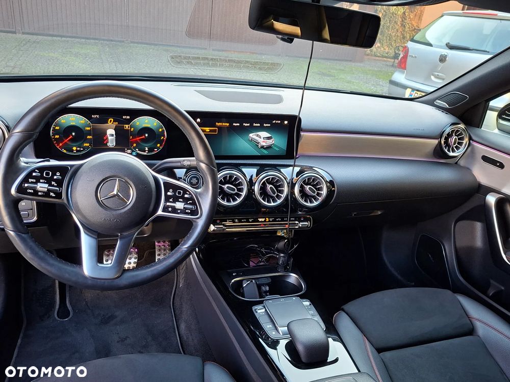 Mercedes-Benz Klasa A 250 4Matic 7G-DCT AMG Line - 9