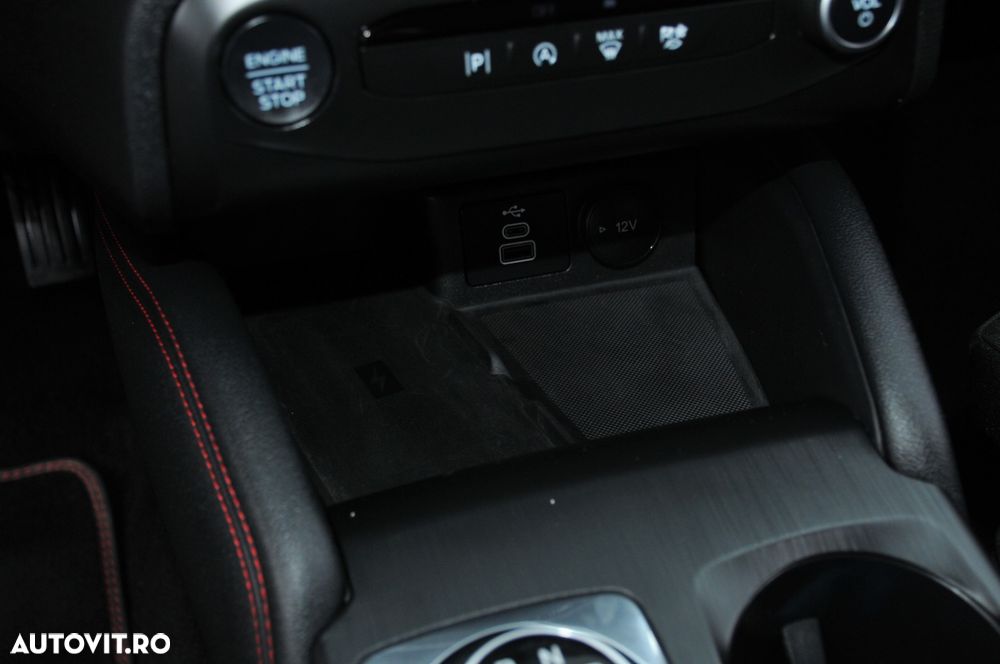 Ford Focus 1.5 EcoBlue ST-Line - 28