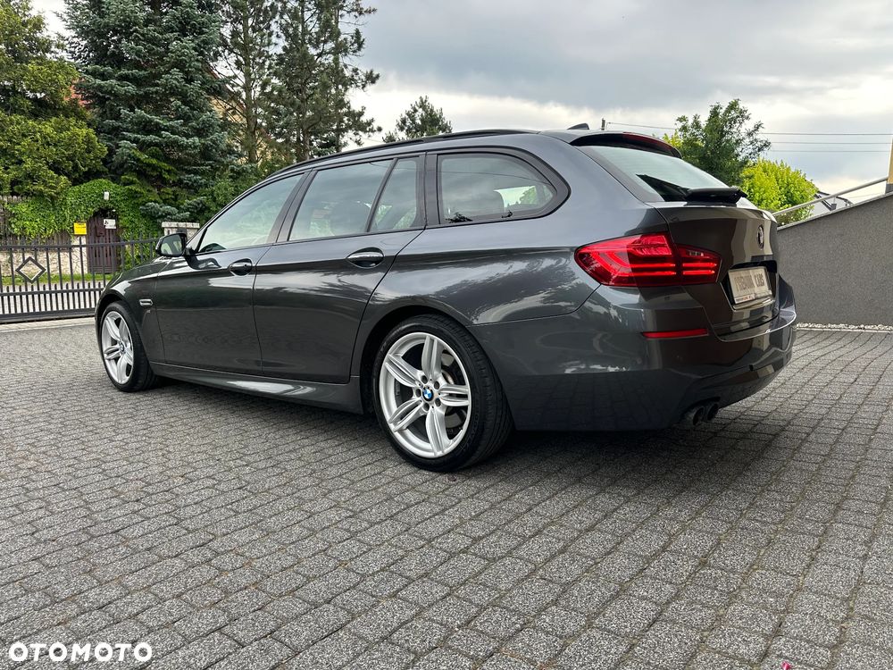 BMW Seria 5 520d xDrive - 4