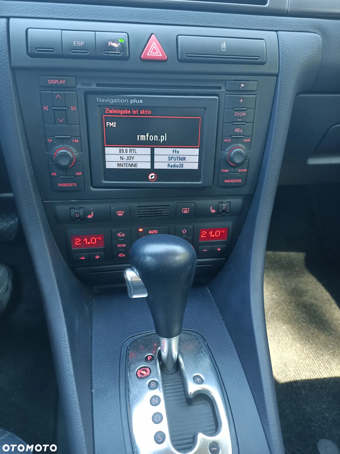 Audi A6 - 6
