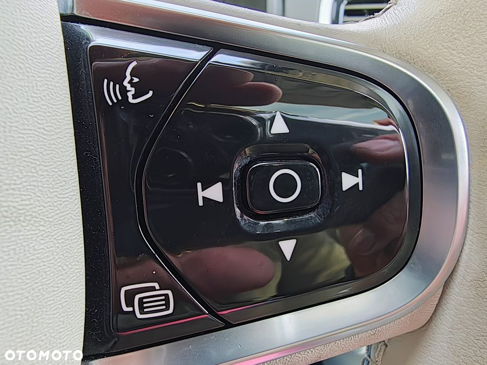 Volvo XC 90 - 14