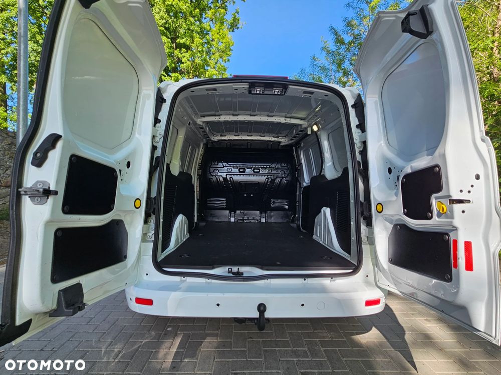 Ford Transit Connect - 8
