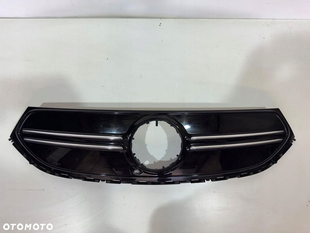 MERCEDES EQA EQB A243 GRILL ATRAPA KRATKA A2438881900 ORYGINAŁ - 1