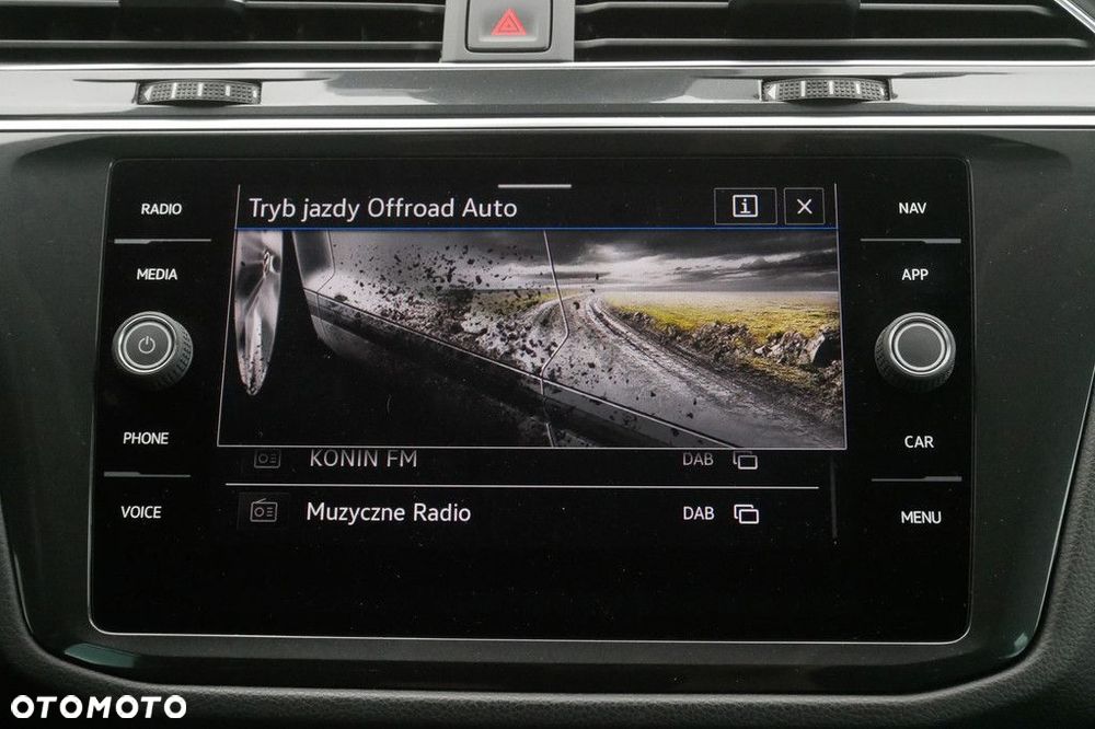 Volkswagen Tiguan 2.0 TSI 4Mot Life DSG - 27
