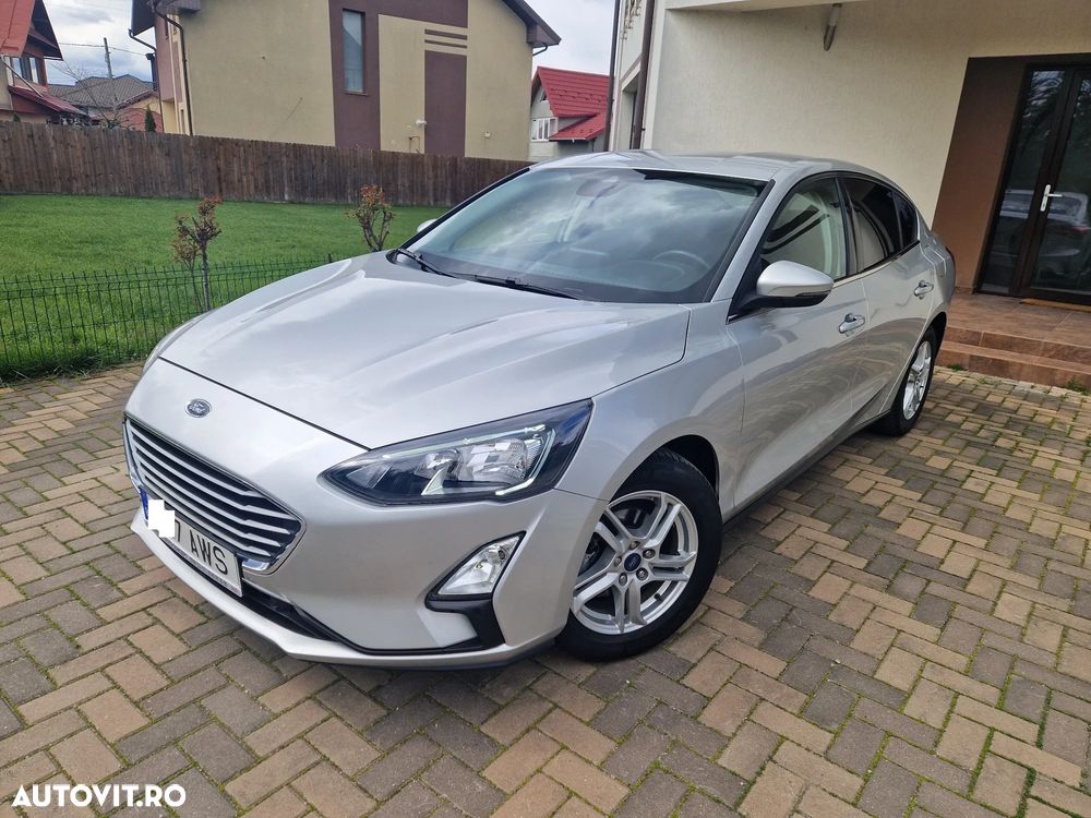 Ford Focus 1.0 EcoBoost Titanium - 27