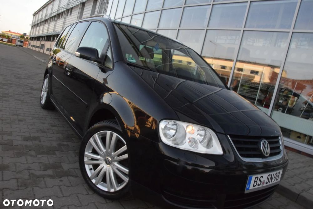 Volkswagen Touran - 30