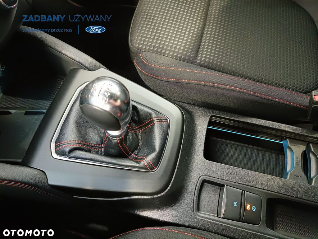 Ford Focus 1.0 EcoBoost ST-Line X - 23