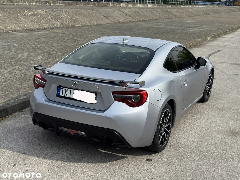 Toyota GT86 2.0 Premium - 27