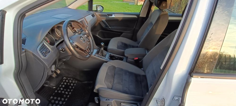 Volkswagen Golf Sportsvan 1.4 TSI (BlueMotion Technology) Highline - 24