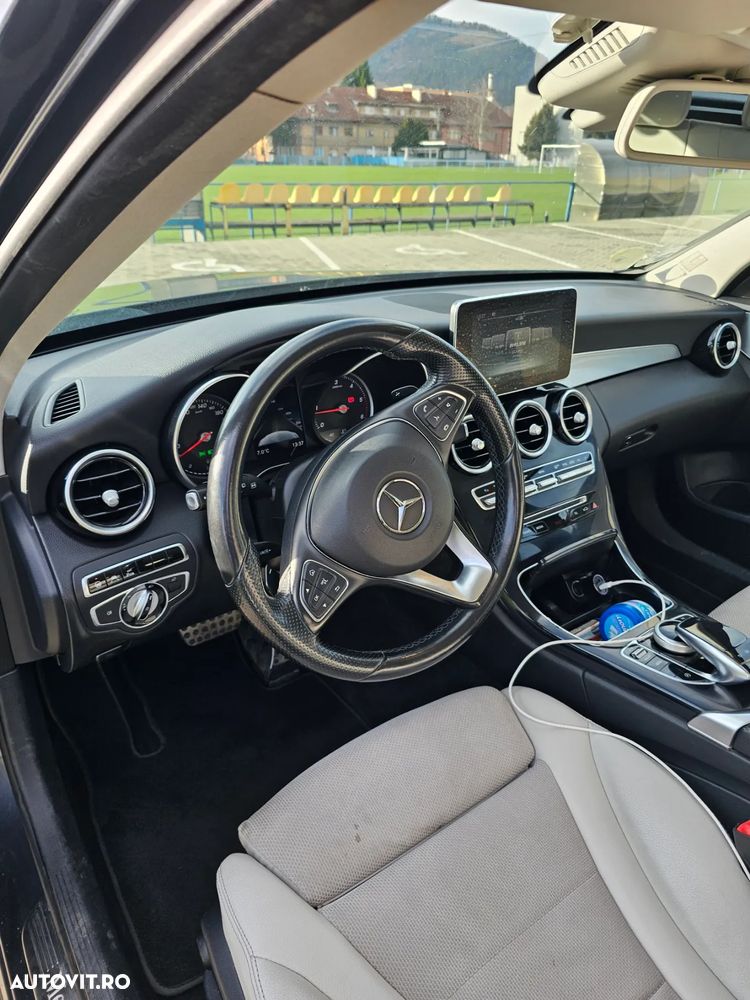 Mercedes-Benz C 220 BlueTec BlueEFFICIENCY Edition - 3