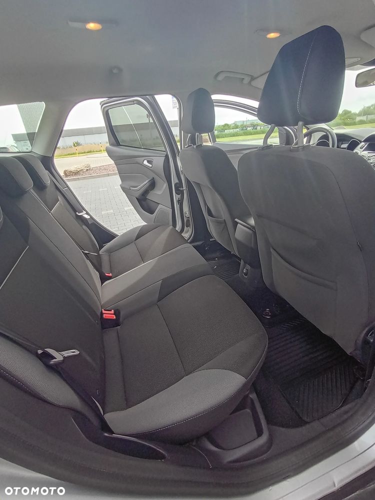Ford Focus 1.6 TDCi Edition - 17