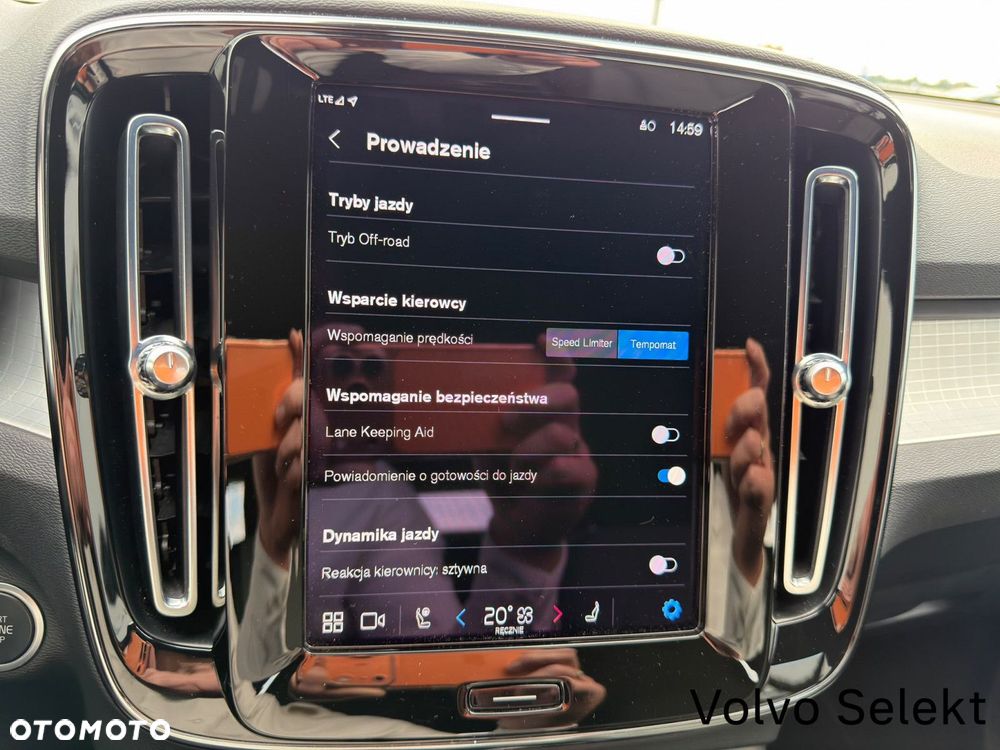 Volvo XC 40 - 23