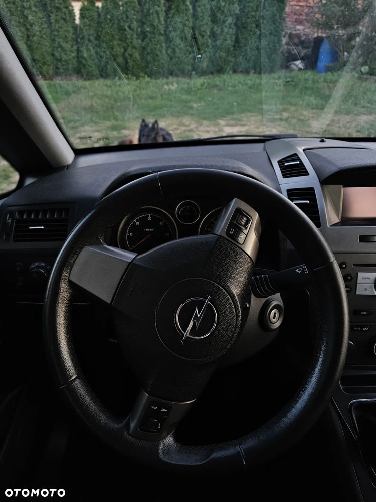 Opel Zafira 1.9 CDTI Cosmo - 9