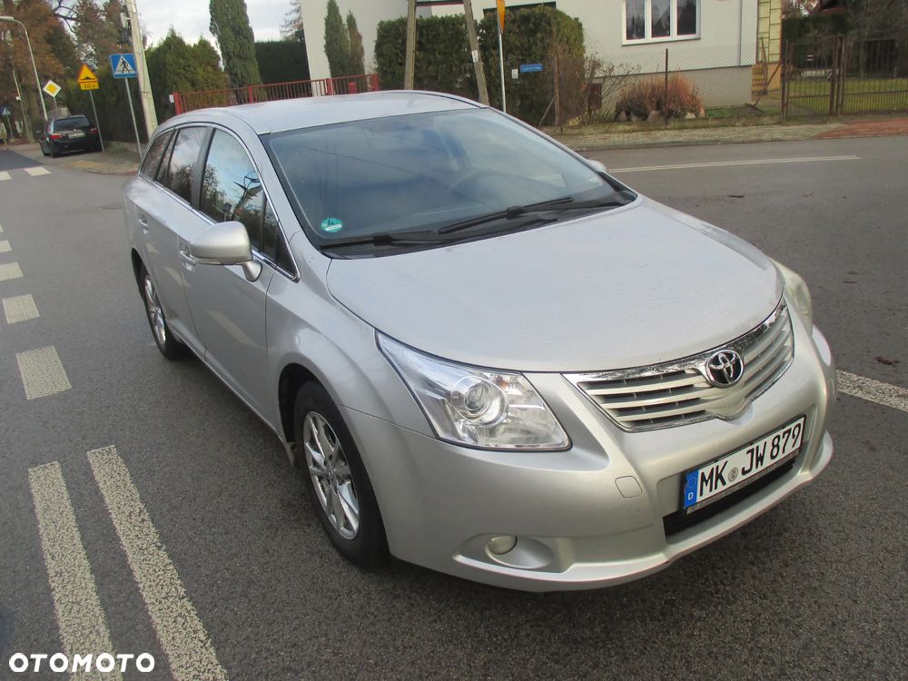 Toyota Avensis 1.8 Sol - 7