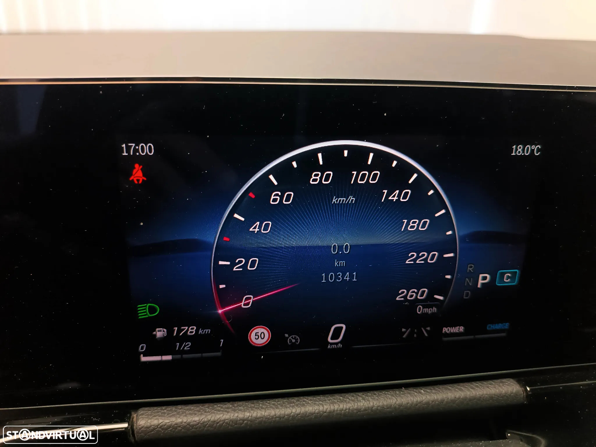 Mercedes-Benz B 200 d - 13
