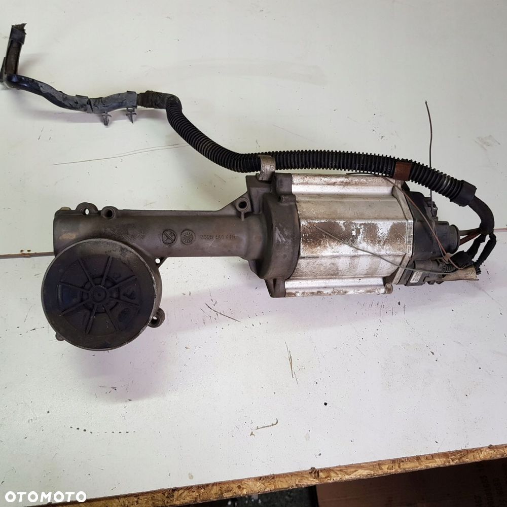 POMPA WSPOMAGANIA VW TIGUAN 5N0 - 1