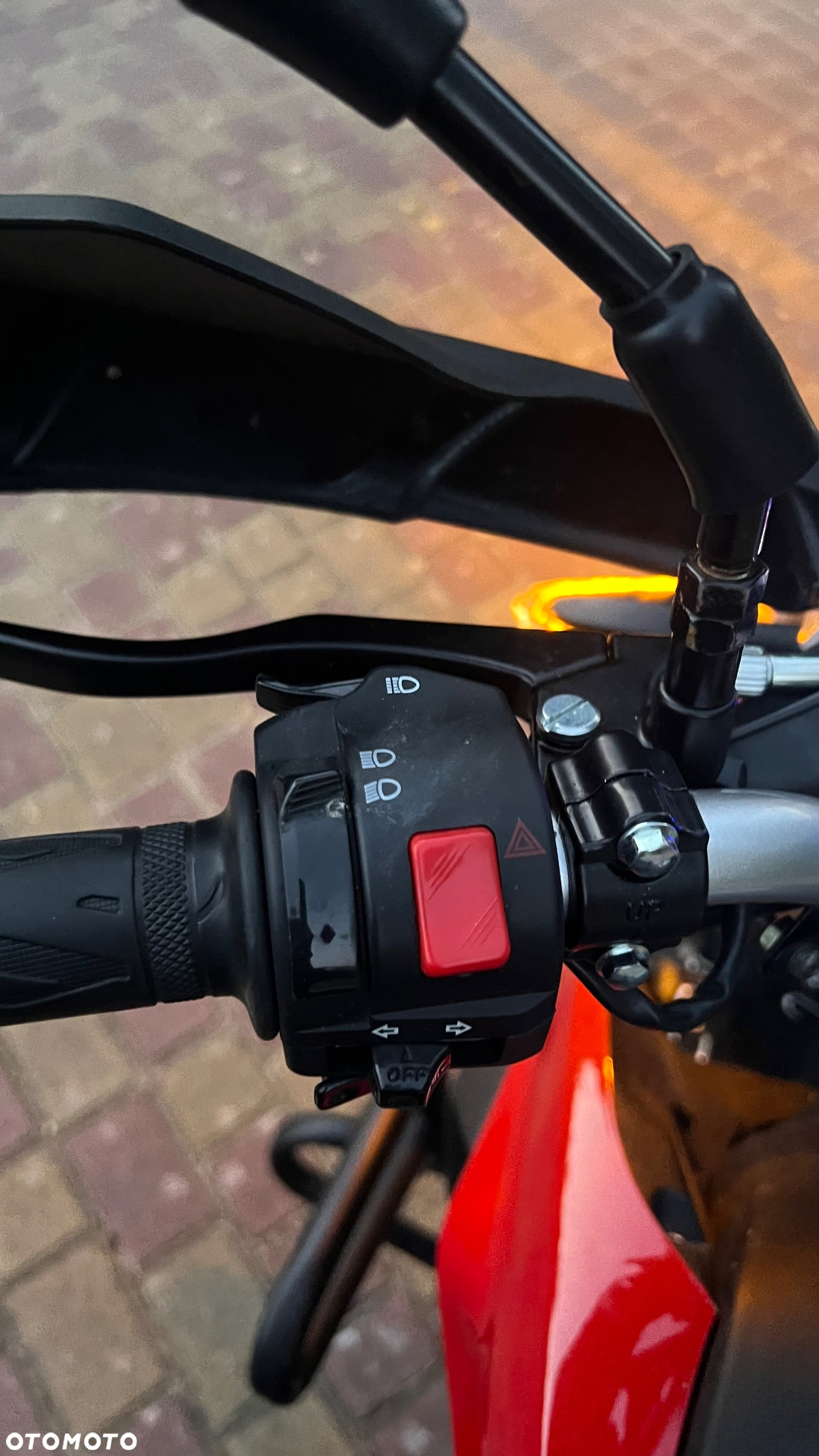 Junak RX One - 8