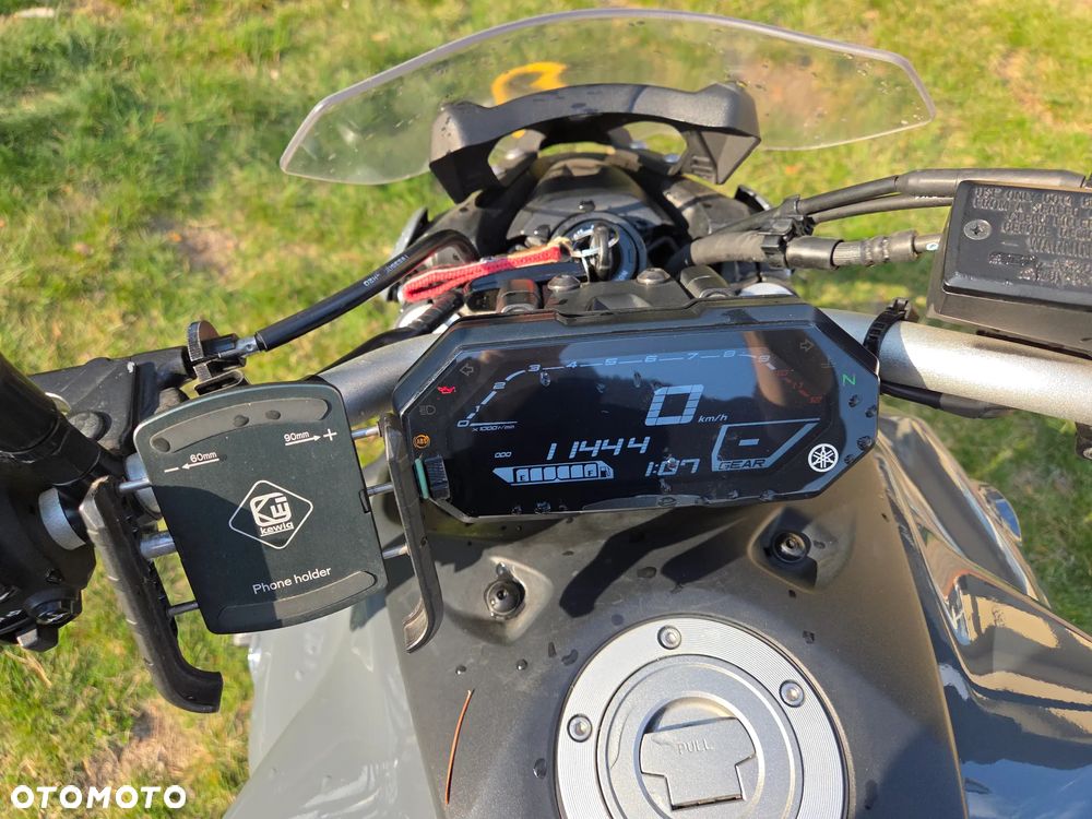 Yamaha MT - 7