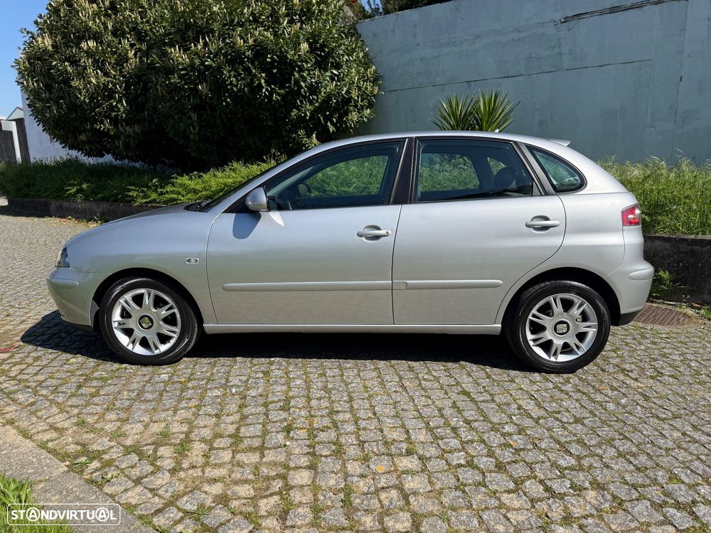 SEAT Ibiza 1.2 12V Stella - 2
