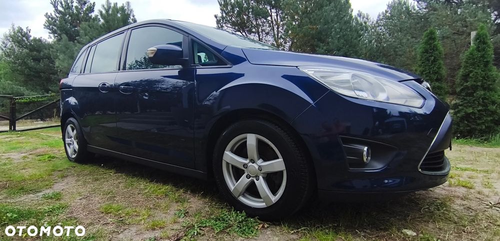 Ford Grand C-MAX - 16