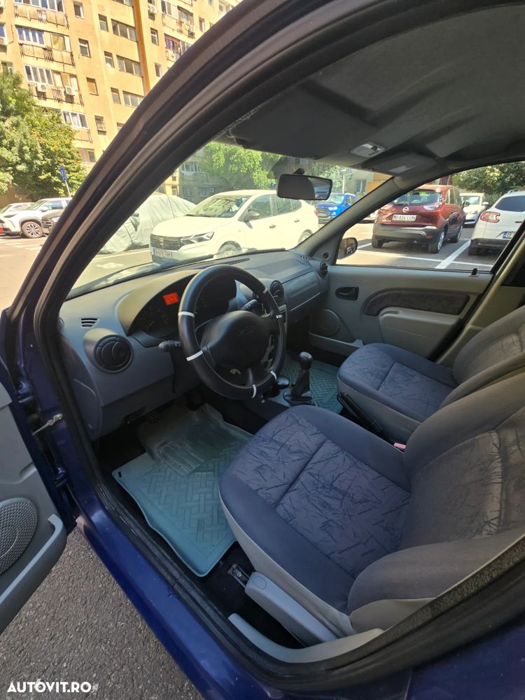 Dacia Logan 1.4 MPI Ambiance - 4
