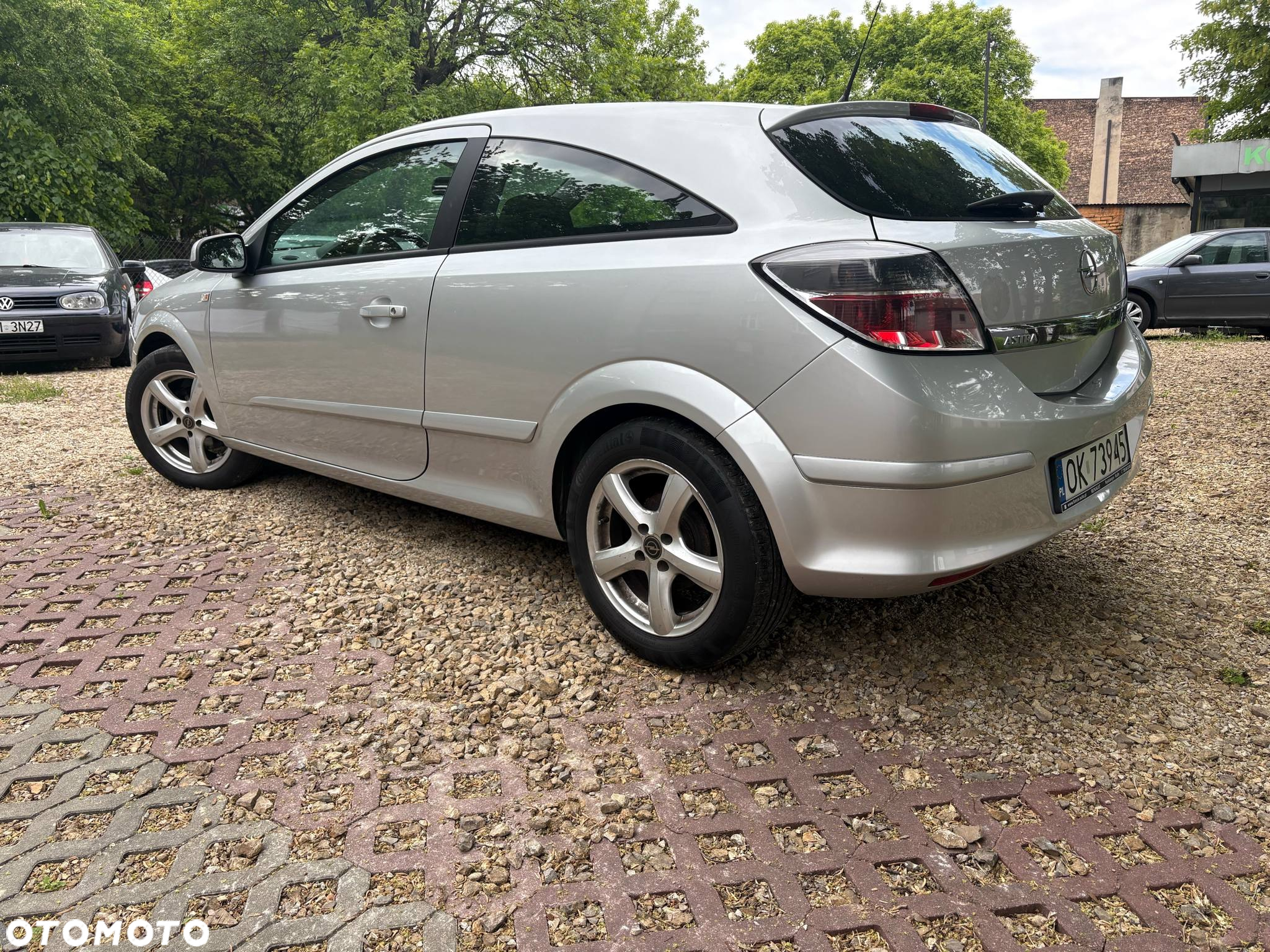 Opel Astra GTC 1.6 - 3