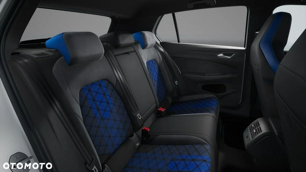 Volkswagen Golf - 14