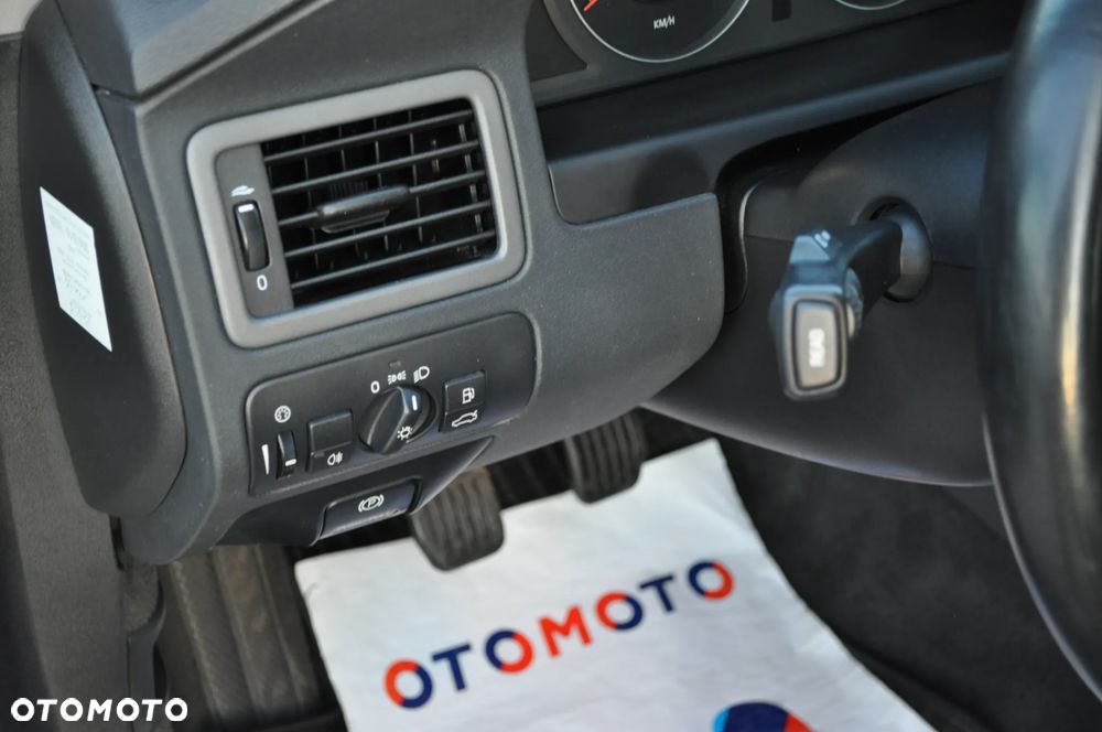 Volvo V70 2.0 - 23