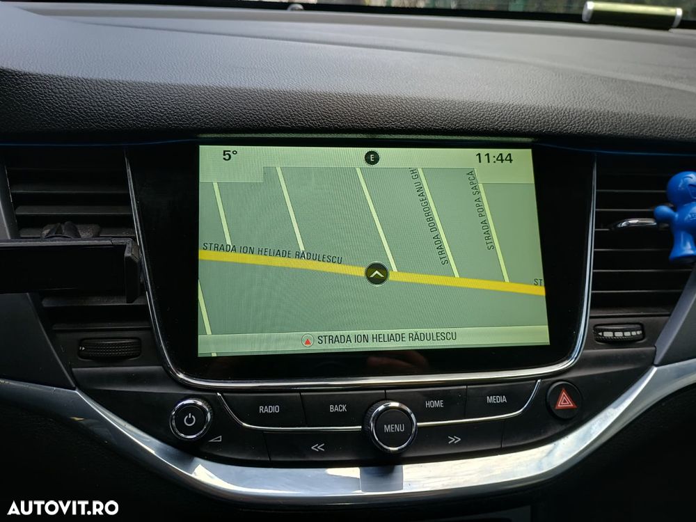 Opel Astra 1.6 D (CDTI) Start/Stop Dynamic - 14