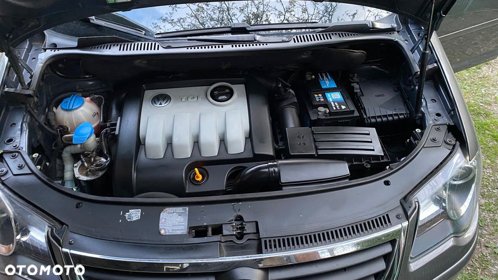 Volkswagen Touran 1.9 TDI Freestyle - 20