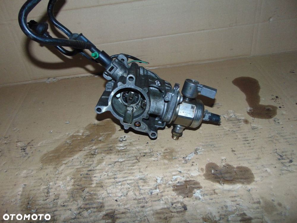 AUDI A3 8P TT 8J 1.8 TFSI 06J145100F POMPA VACUM PALIWA CISNIENIA - 2