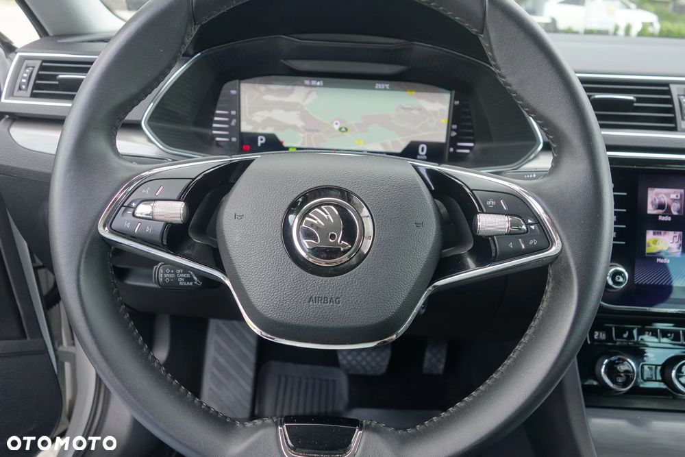 Skoda Superb 2.0 TDI SCR 4x4 Style DSG - 19