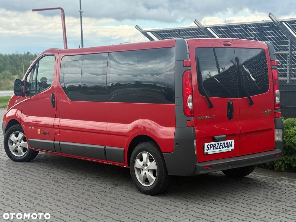 Renault Trafic L1H1 Passenger Lux - 2