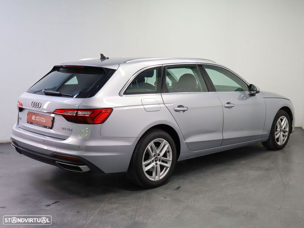 Audi A4 Avant 30 TDI S tronic - 3