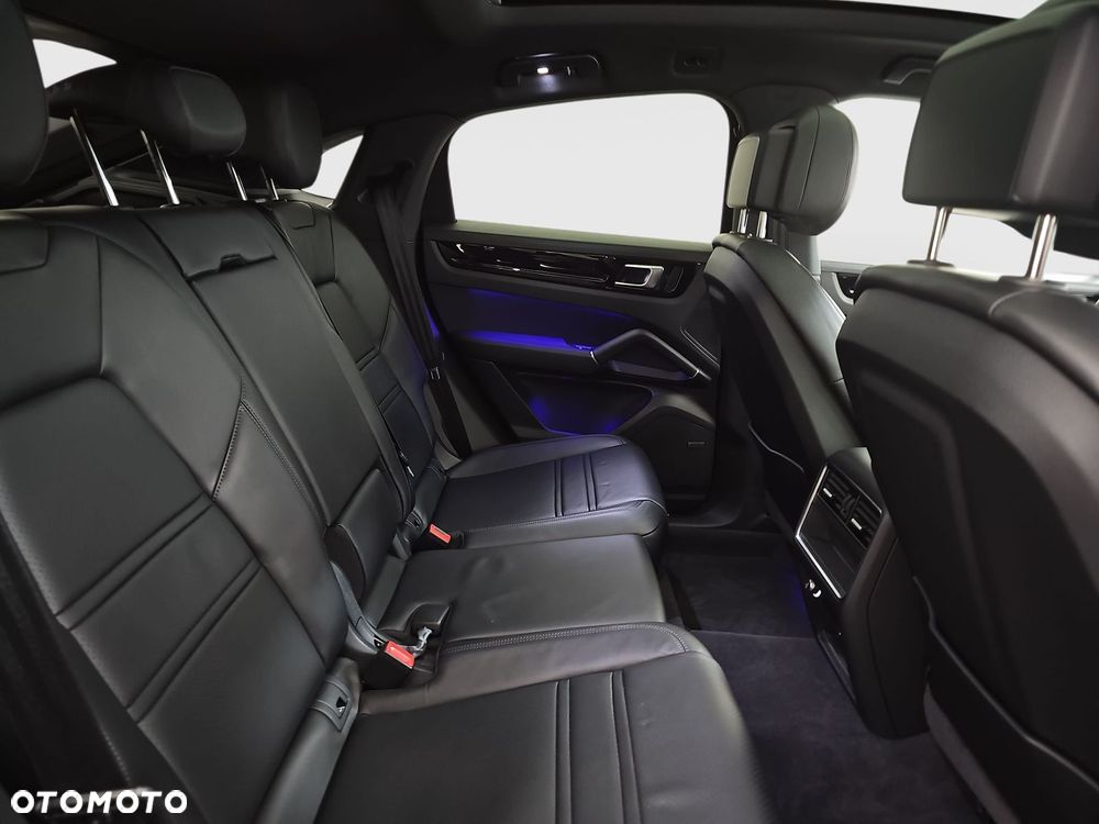Porsche Cayenne S - 35