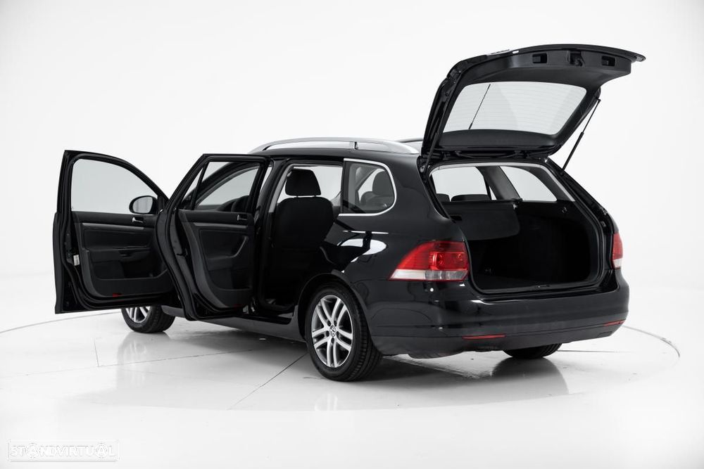 VW Golf Variant - 6