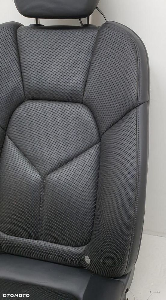 FOTEL PRAWY PRZEDNI PRZÓD PASAŻERA SKÓRA GRZANY PORSCHE CAYENNE II 7P5 EURO - 4