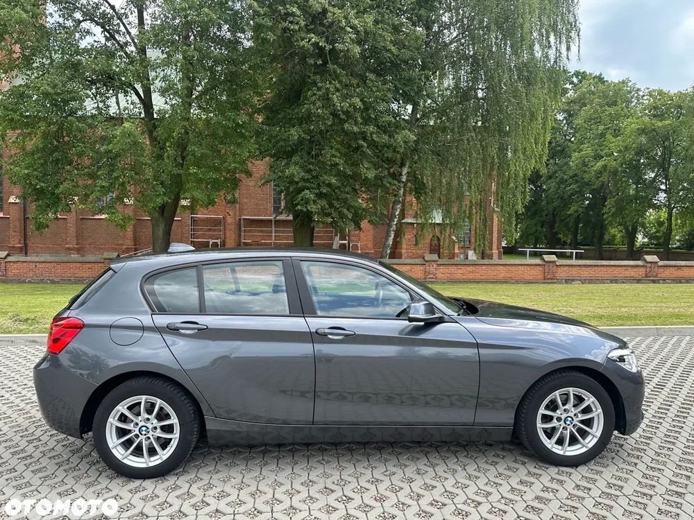 BMW Seria 1 116d - 32