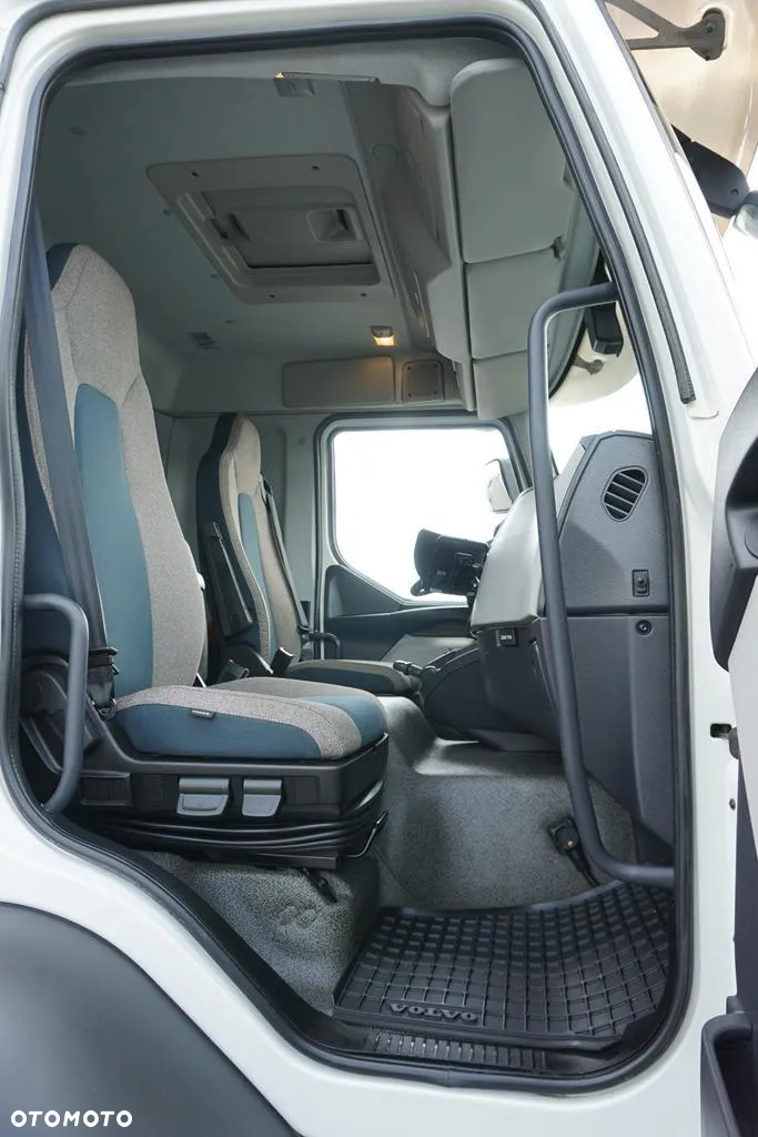 Volvo FL / 280 / EURO 6 / IZOTERMA + WINDA / 18 PALET / ŁAD. 9540 KG - 8