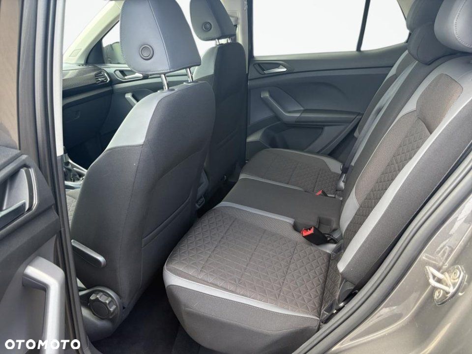 Volkswagen T-Cross - 22