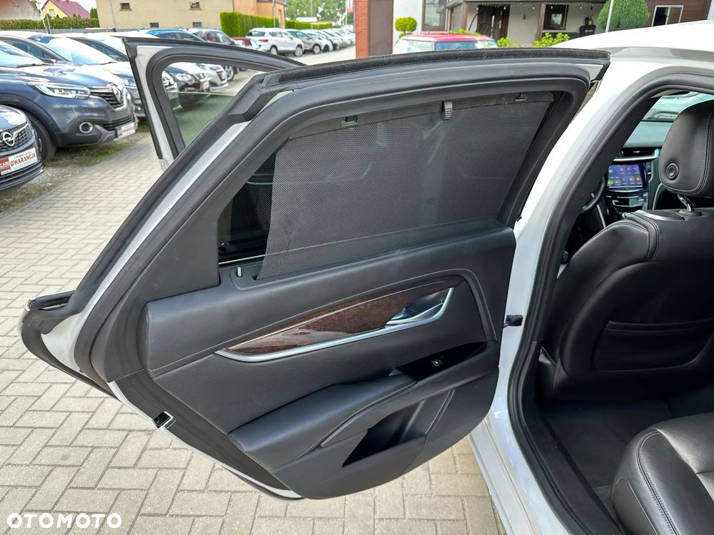 Cadillac XTS - 23