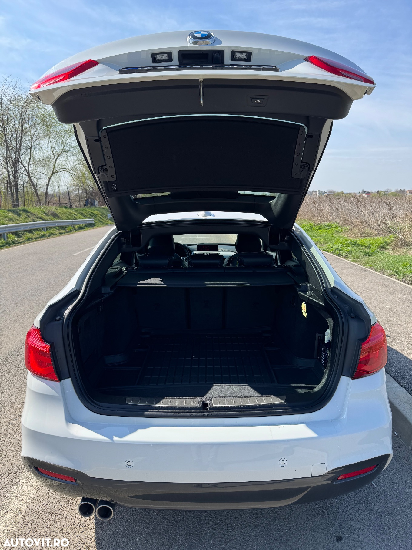 BMW Seria 3 320d xDrive AT M Sport - 6