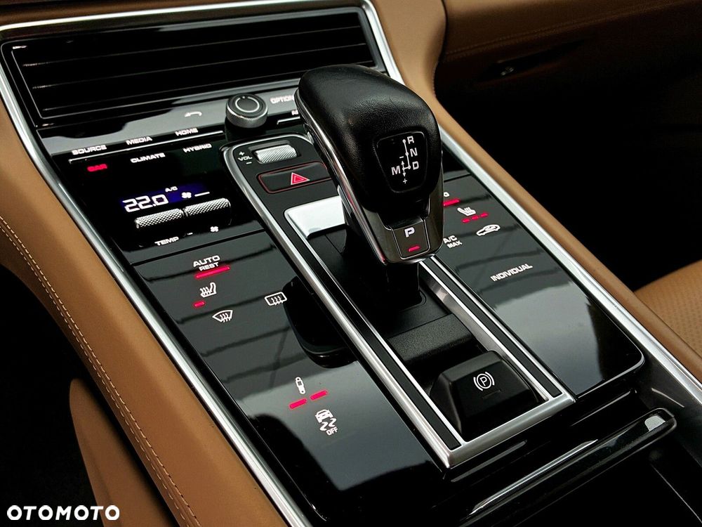 Porsche Panamera - 27