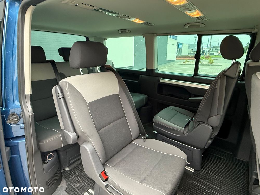 Volkswagen Multivan - 27