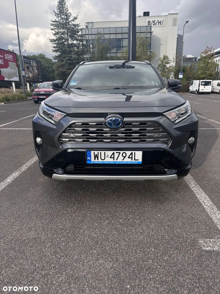 Toyota RAV4 - 6