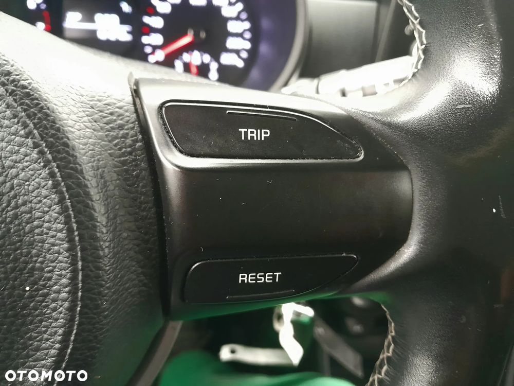 Kia Picanto 1.0 Business Line Plus - 33