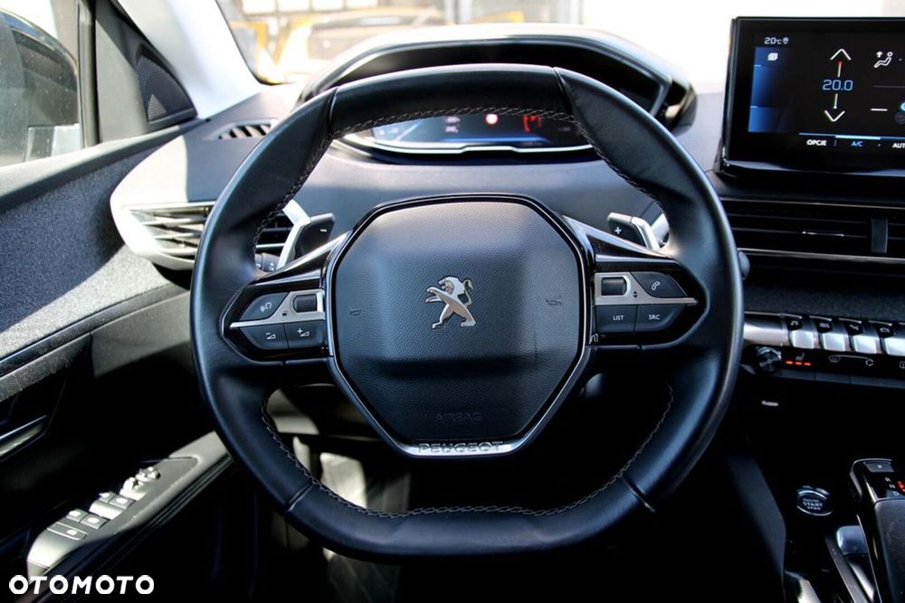 Peugeot 3008 1.2 PureTech Allure Pack S&S EAT8 - 19